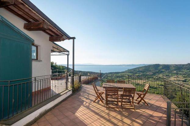 Casa Vacanze Montedoro Montefiascone Exterior photo