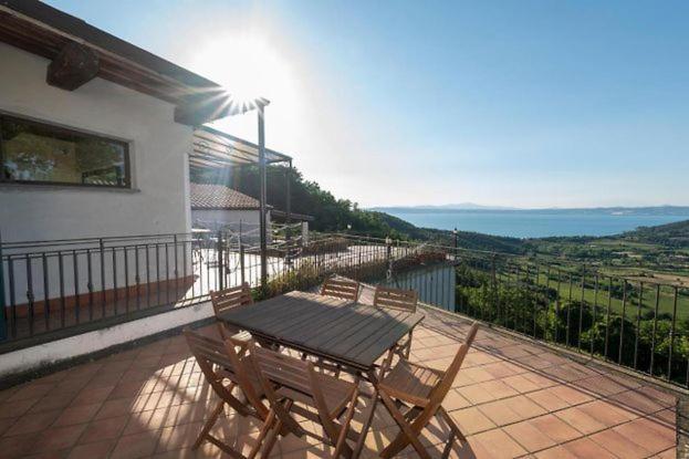 Casa Vacanze Montedoro Montefiascone Exterior photo